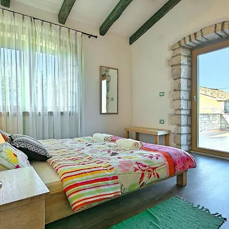 Holiday home Ambrogino Tinjan