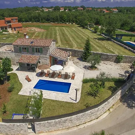 Holiday home Ambrogino *