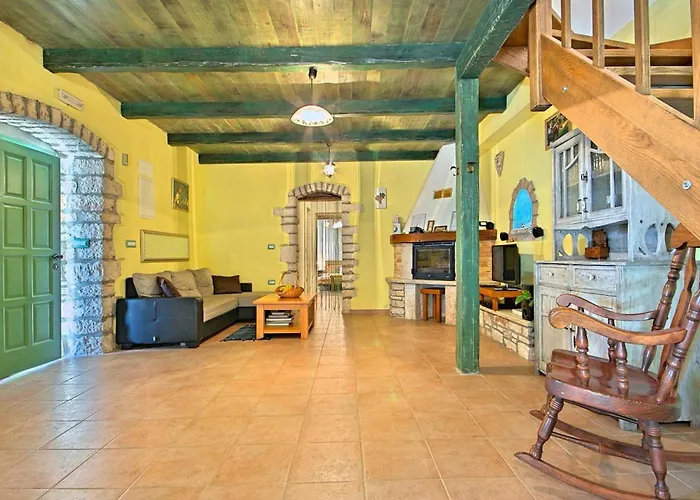 Holiday home Ambrogino