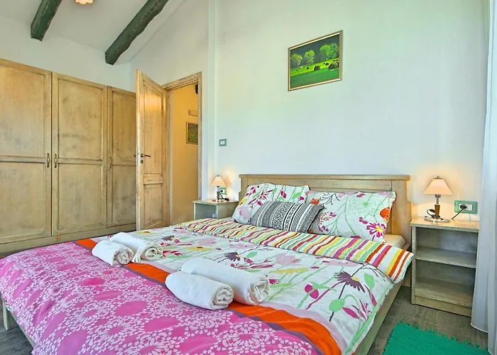 Ambrogino Holiday home Tinjan