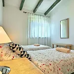 Vakantiehuis Ambrogino Tinjan