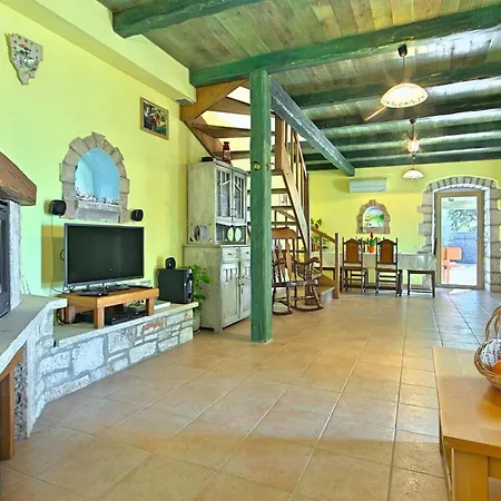 Ambrogino Holiday home *