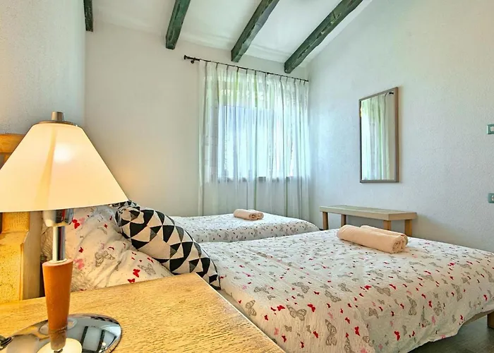 Σπίτι διακοπών Ambrogino Tinjan